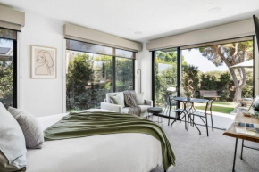 Studio One - Luxe Apartment, across from beach, walk to local shops